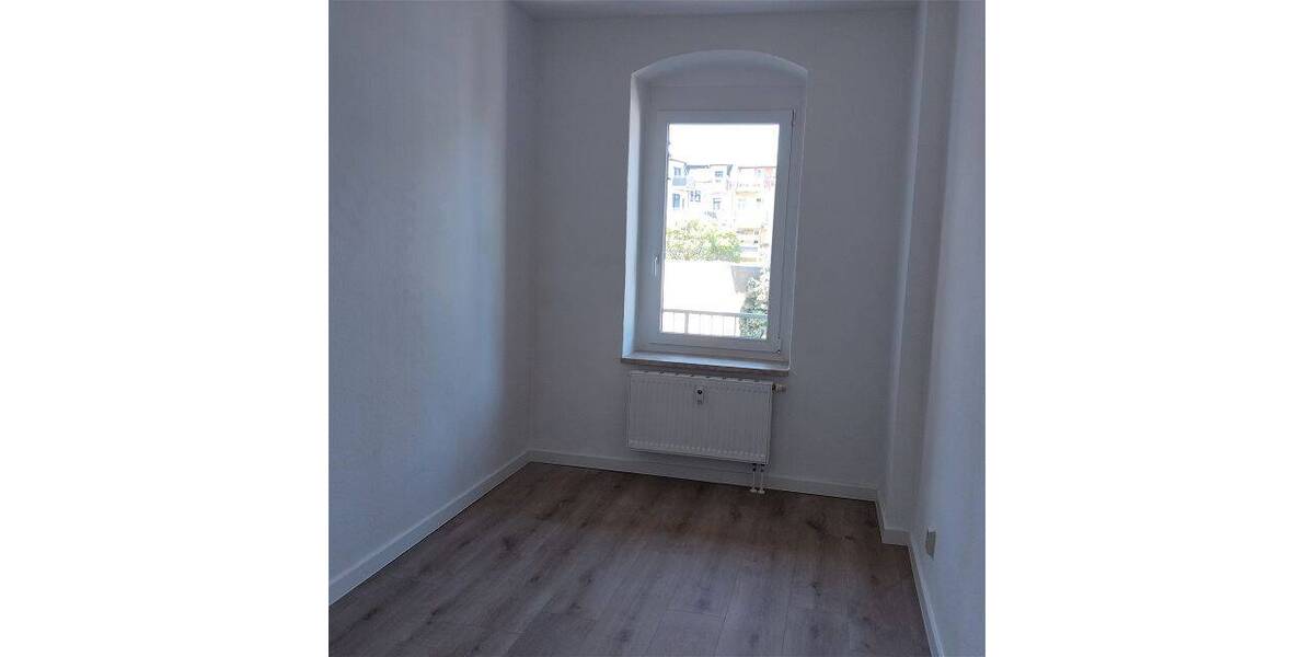 Sofort bezugsfähige 2-Zi Wohnung mit großen Balkon fast im Zentrum - Etagenwohnung Zwickau Innenstadt | Angebot:26791199