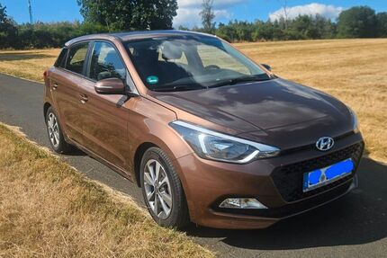 Hyundai i20 66.000 km 9.100 &euro; Netphen 57250