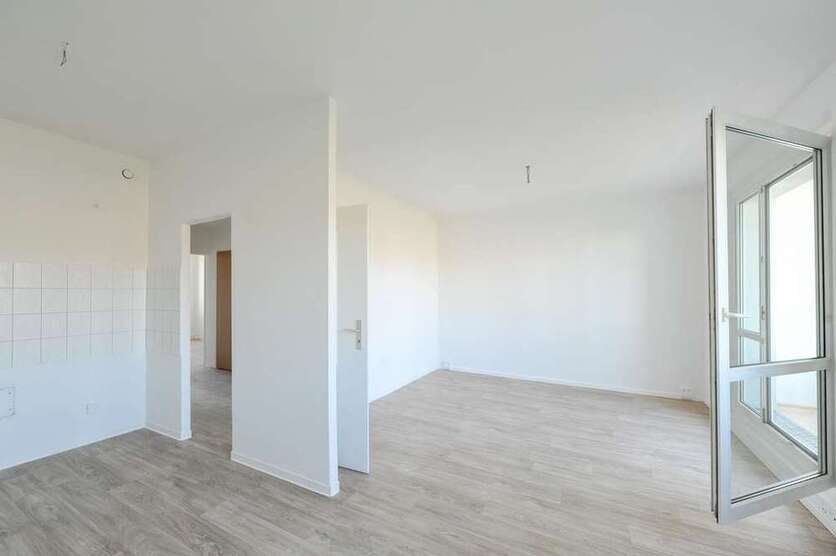 Wohnung zum Mieten in Halle 366 € 56.98 m²