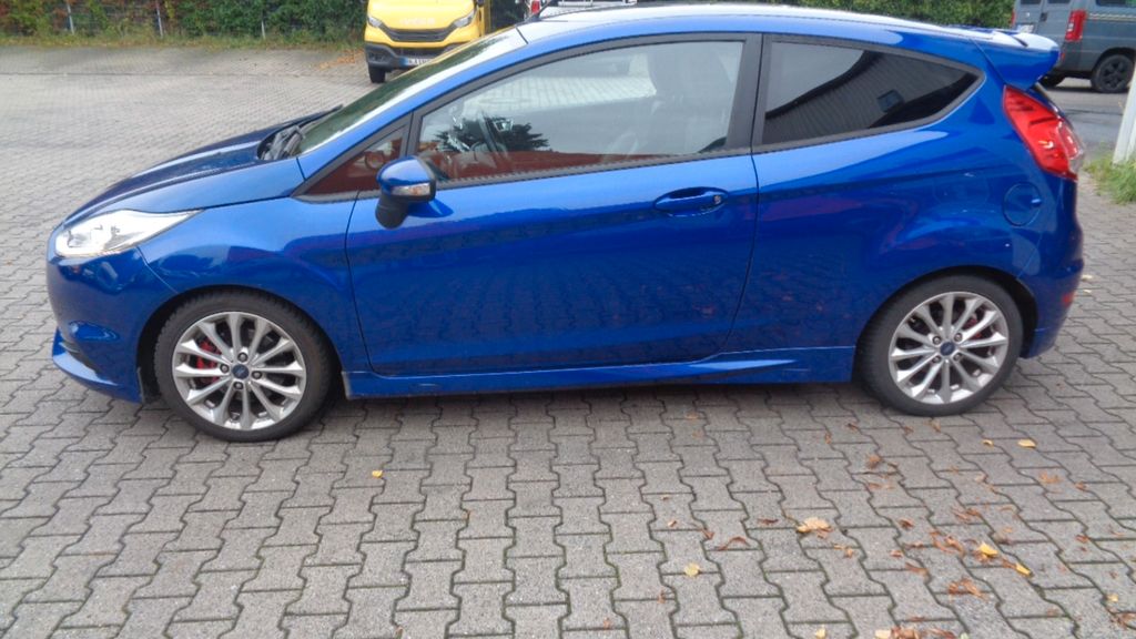 Ford Fiesta 116.000 km 11.500 &euro; Waldalgesheim 55425