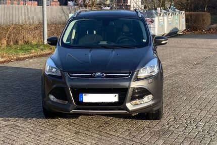 Ford Kuga 118.000 km 10.999 &euro; Rhauderfehn 26817