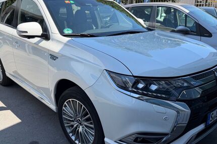 Mitsubishi Outlander 110.100 km 17.500 &euro; Stuttgart 70597