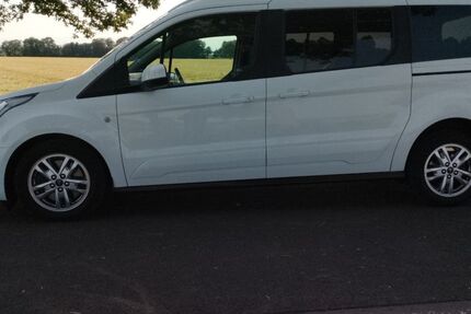Ford Tourneo Connect 136.000 km 14.500 &euro; Nideggen 52385