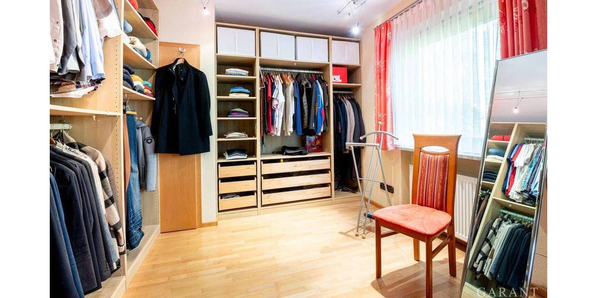Einfamilienhaus Bad Reichenhall - 8 Zimmer, 230 m&sup2;, 1.275.000&euro; | Angebot:26345539