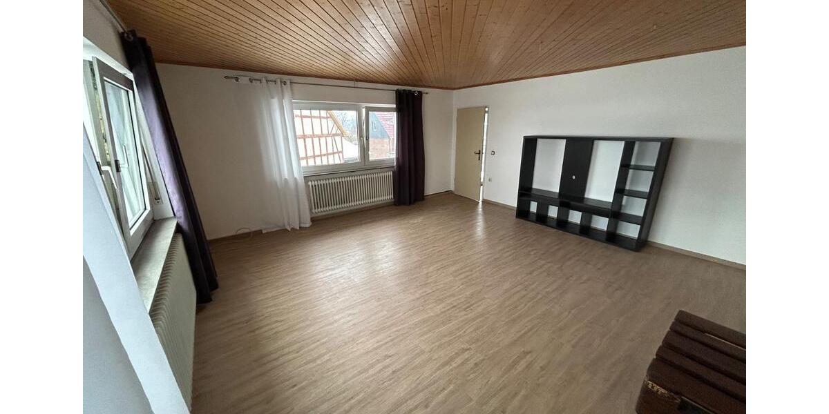 Einfamilienhaus Weimar (Lahn) - 4.5 Zimmer, 127 m&sup2;, 1.200&euro; | Angebot:26136503