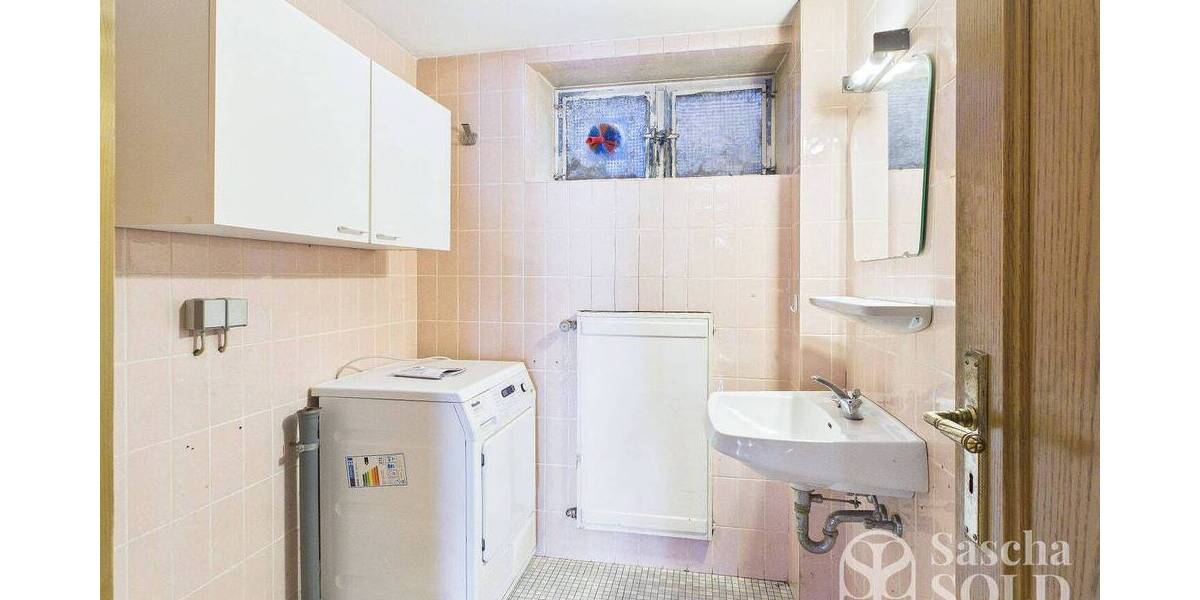 Großzügiges Anwesen in ruhiger Waldrandlage - Pool, Sauna, Wintergarten, Balkon u. Doppelgarage - Einfamilienhaus Spiesen-Elversberg Elversberg | Angebot:26178654