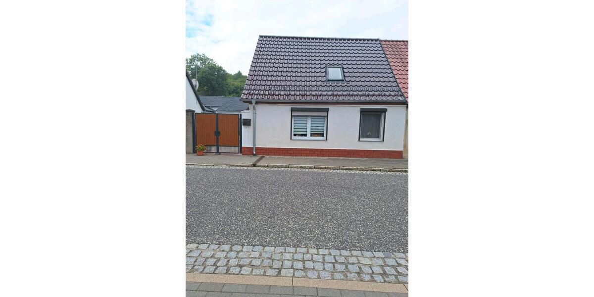 Doppelhaushälfte Bad Freienwalde (Oder) - 3 Zimmer, 65 m&sup2;, 80.000&euro; | Angebot:27132574