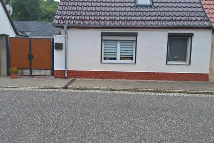 Haus Bad Freienwalde (Oder) - 3 Zimmer, 65 m&sup2;, 80.000&euro; | Angebot:27132574