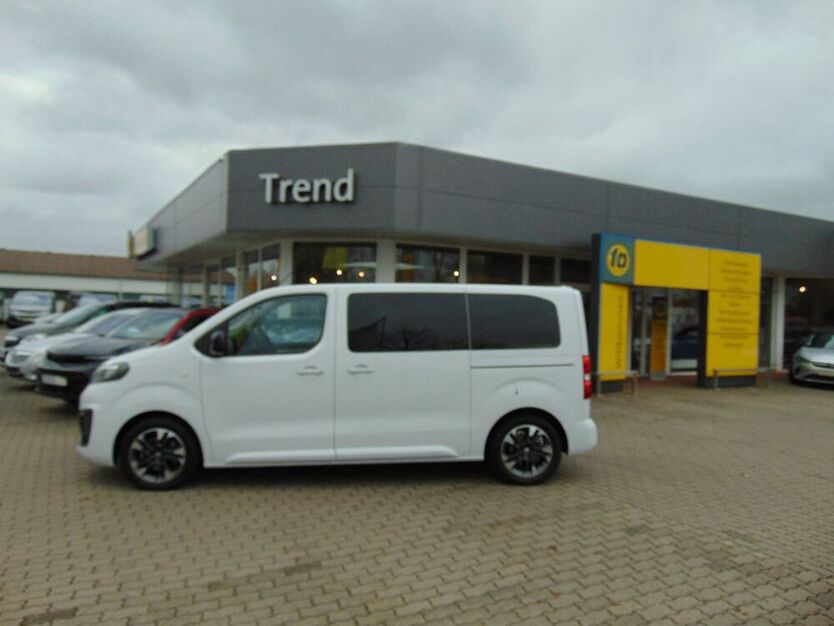Zafira Life