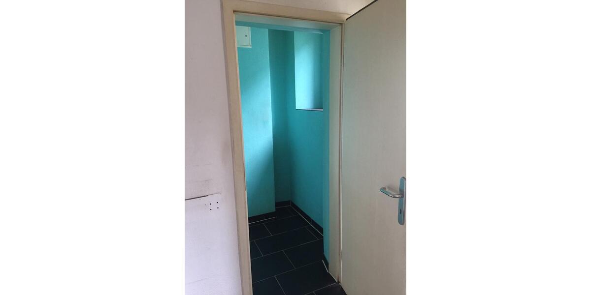 Etagenwohnung Mandelbachtal - 5 Zimmer, 150 m&sup2;, 800&euro; | Angebot:24597930