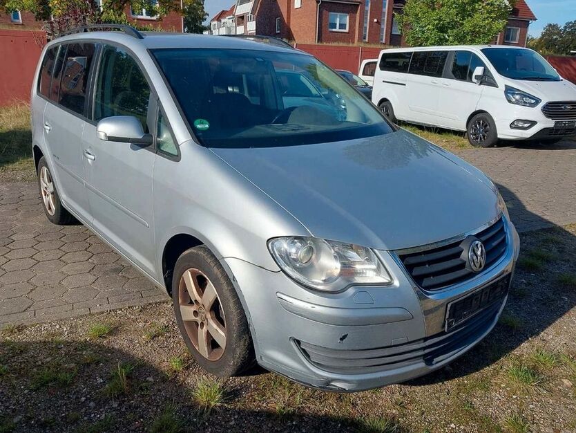 VW Touran 367.500 km 2.300 € Hamburg 22547