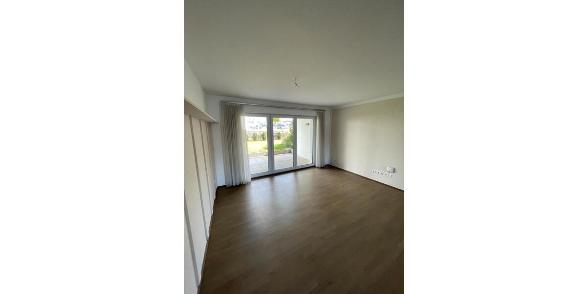 Erdgeschoßwohnung Öhringen - 4 Zimmer, 103 m&sup2;, 1.290&euro; | Angebot:26234287