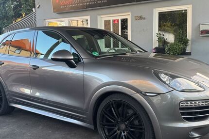 Porsche Cayenne 256.000 km 16.900 € Siegburg 53721
