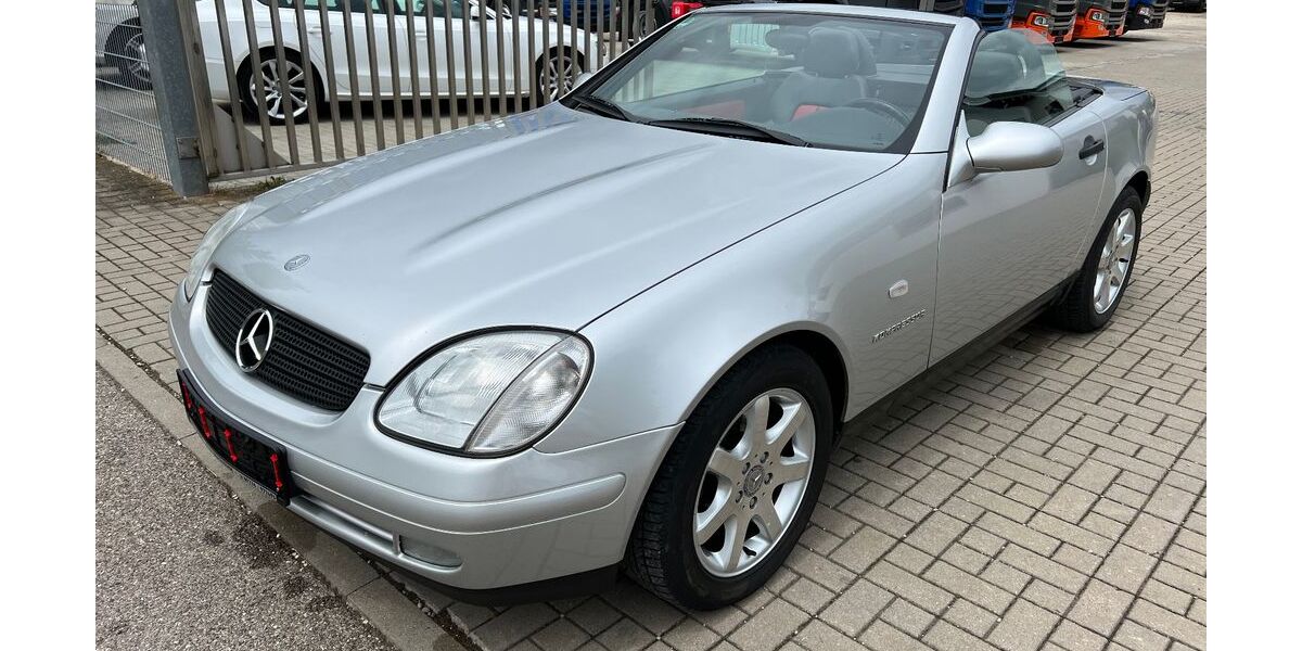 Mercedes-Benz SLK 230 111.300 km 8.900 &euro; Hilpoltstein 91161