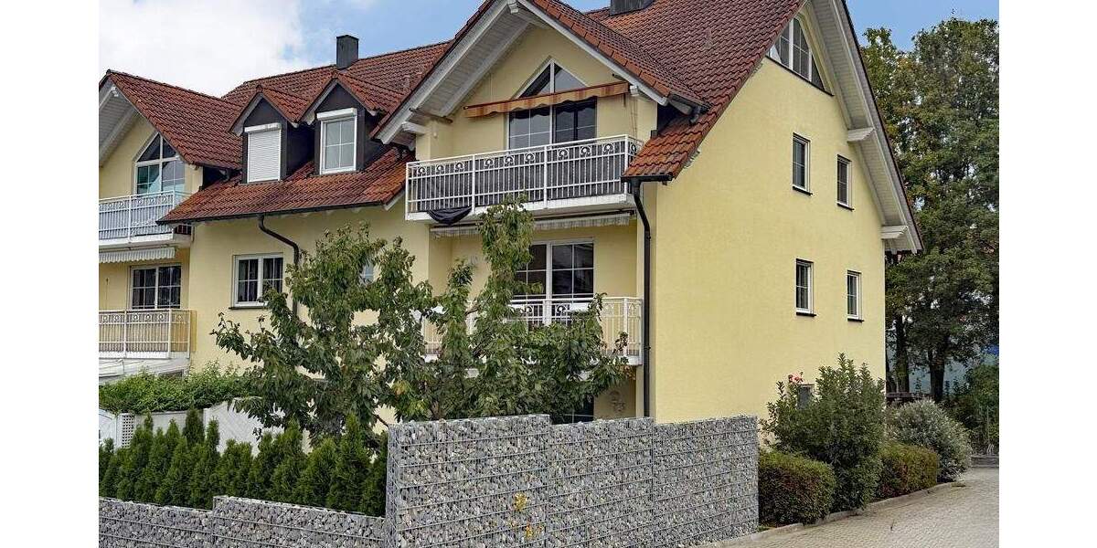 Attraktive 3,5-Zimmer-Wohnung mit Balkon in gepflegtem Sechsparteienhaus 3 zimmer