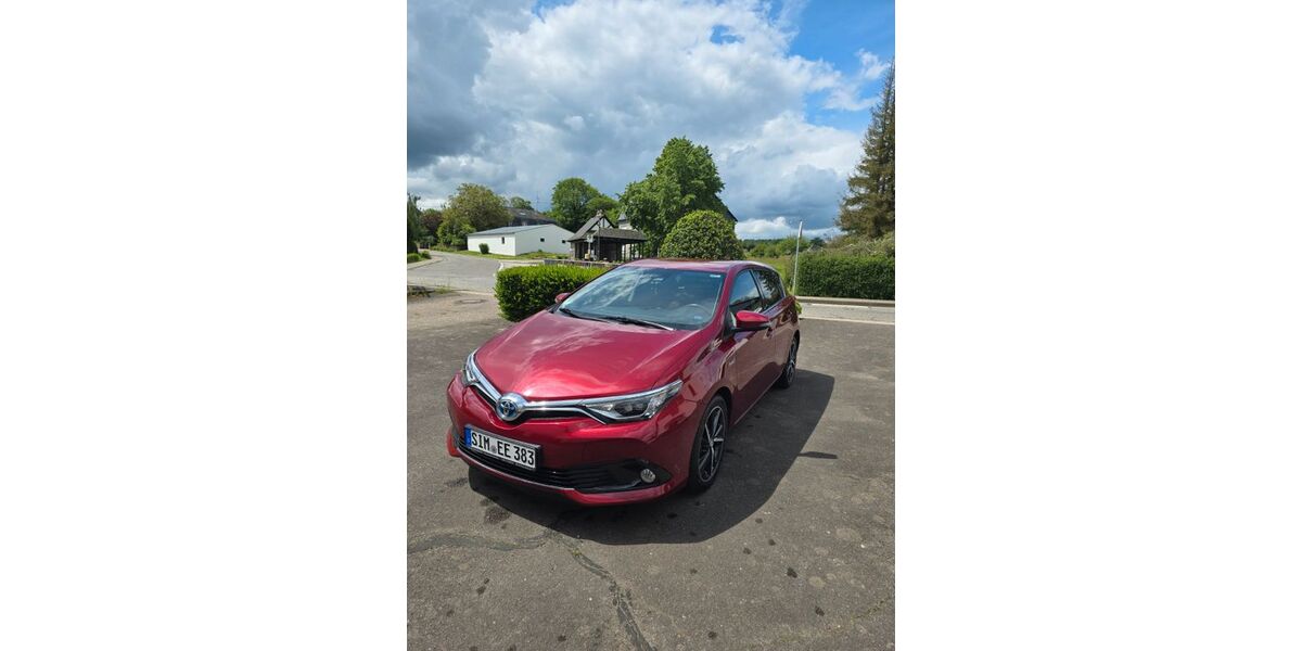 Toyota Auris 85.000 km 16.800 &euro; Biebern 55471
