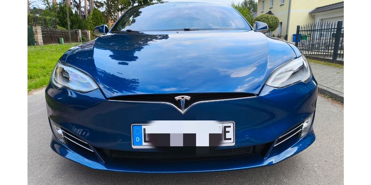 Tesla Model S 157.000 km 22.999 &euro; Königs Wusterhausen Ot. Zeesen 15711