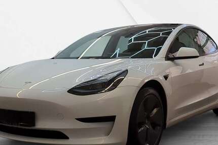 Tesla Model 3 75.932 km 26.000 &euro; Grünwald 82031