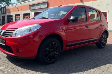 Dacia Sandero 162.000 km 2.990 &euro; Rathenow 14712