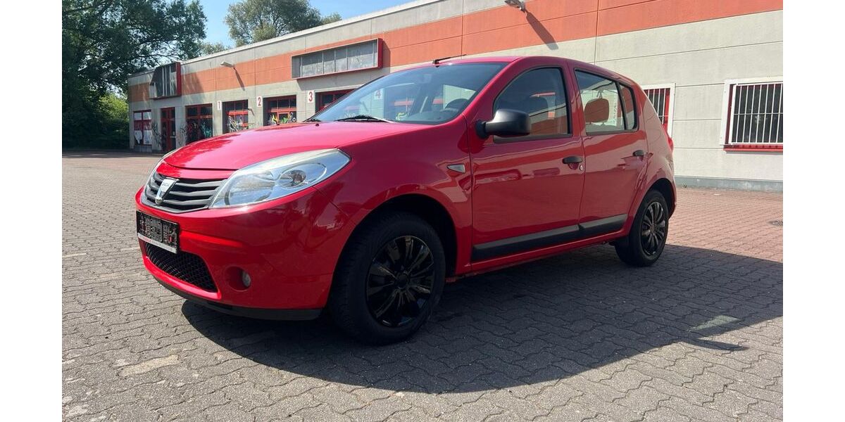 Dacia Sandero 162.000 km 2.990 &euro; Rathenow 14712