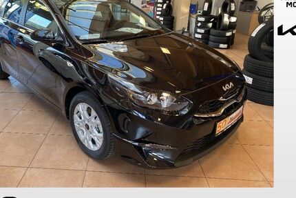 Kia ceed / Ceed 2.600 km 22.990 &euro; Bad Aibling 83043