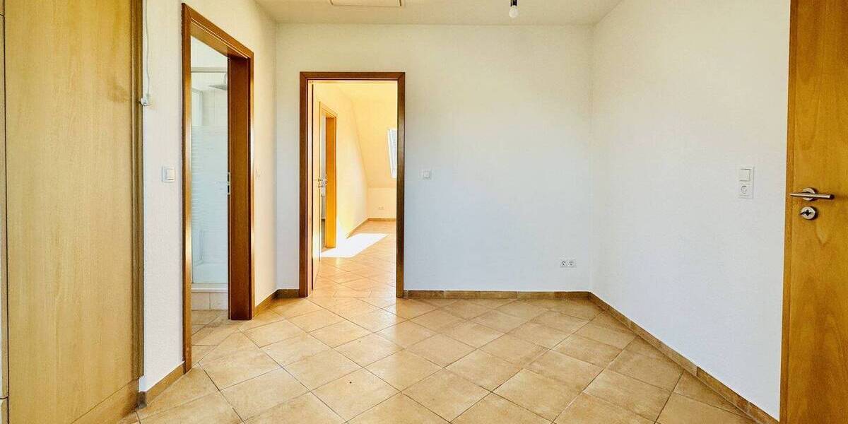 Etagenwohnung Wiemersdorf - 2 Zimmer, 65 m&sup2;, 179.000&euro; | Angebot:26160776