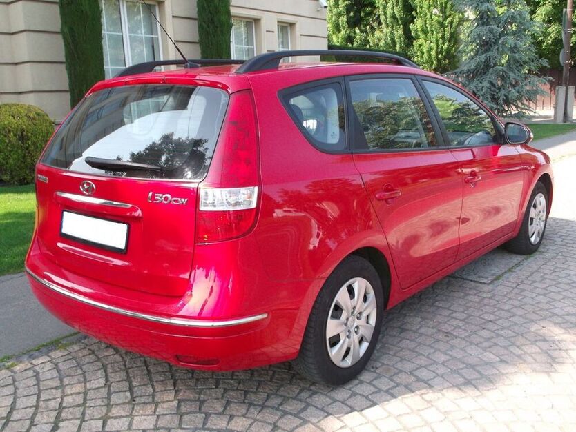 i30