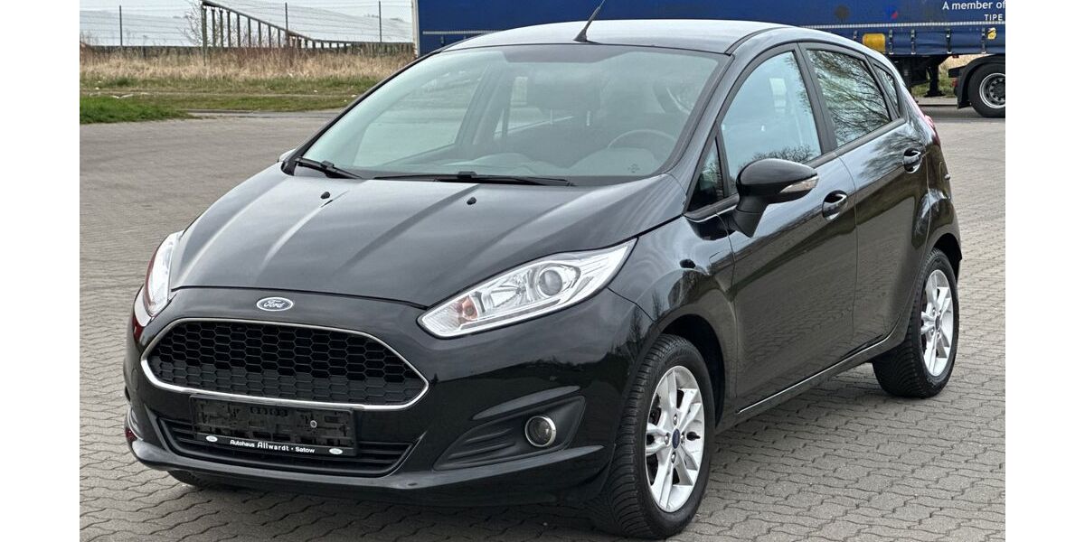 Ford Fiesta 129.026 km 5.800 &euro; Ahrenshagen Daskow 18320