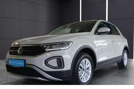 VW T-Roc 28.335 km 25.935 € Bielefeld 33613