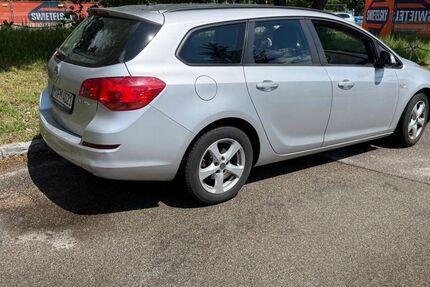 Opel Astra 231.000 km 1.100 &euro; München 81476