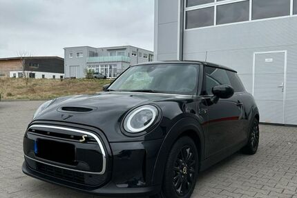 Mini Cooper SE 28.215 km 19.800 &euro; Reinheim 64354