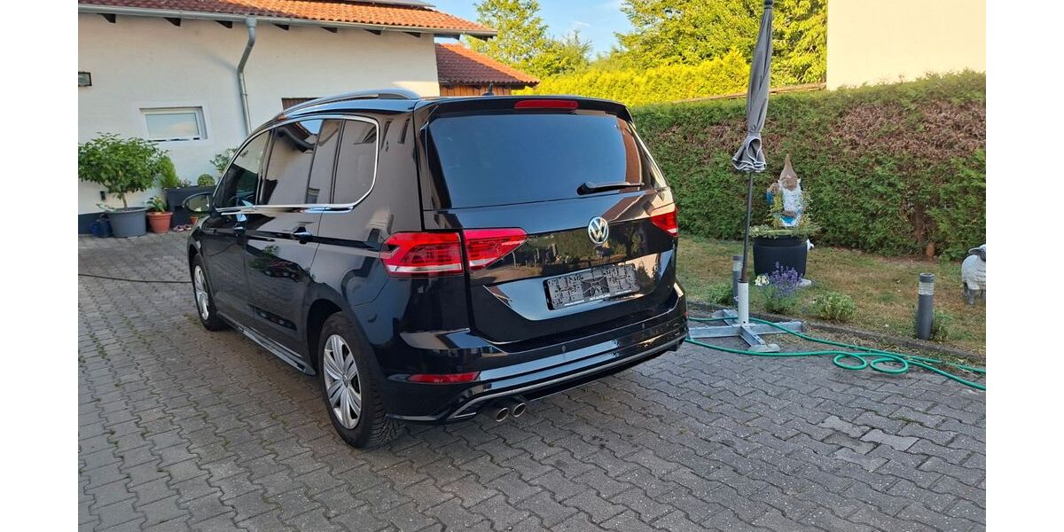 VW Touran 238.000 km 11.999 &euro; Vilshofen 94474