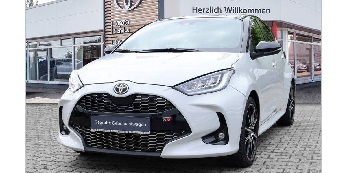 Toyota Yaris 28.902 km 22.990 &euro; Rathenow 14712