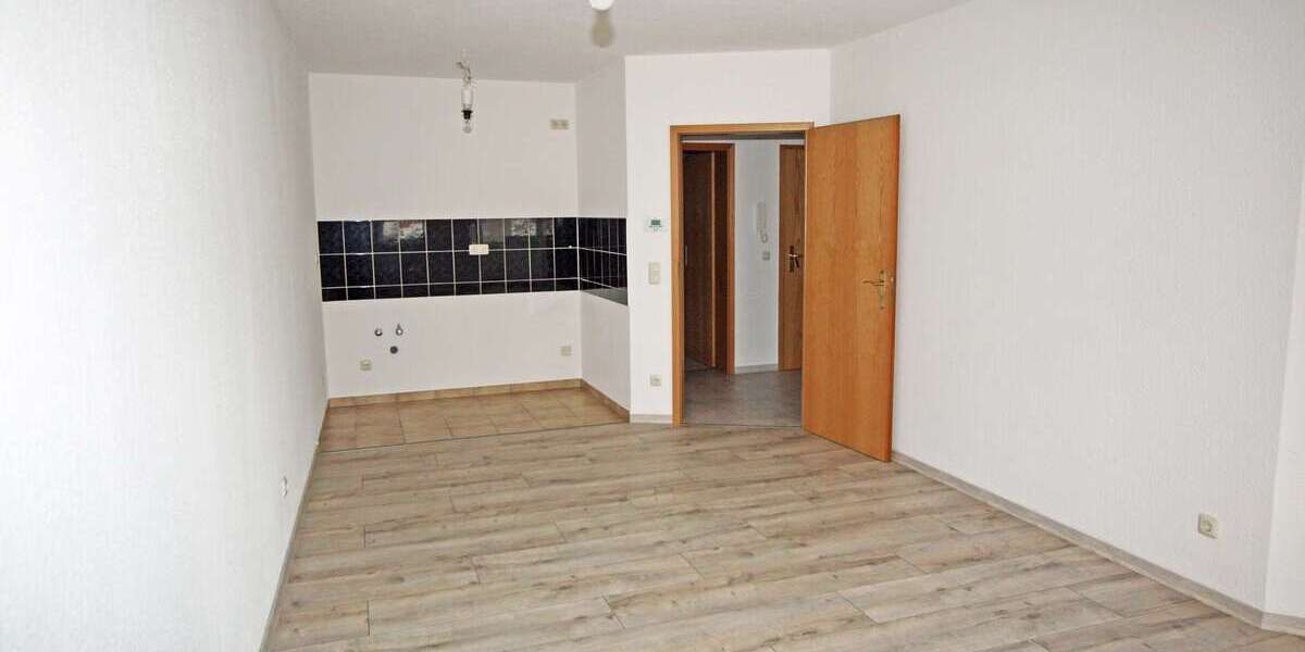 Gemütliche 2-Zimmer-Wohnung Nähe Stadtzentrum von Pößneck - Etagenwohnung Pößneck | Angebot:25182083