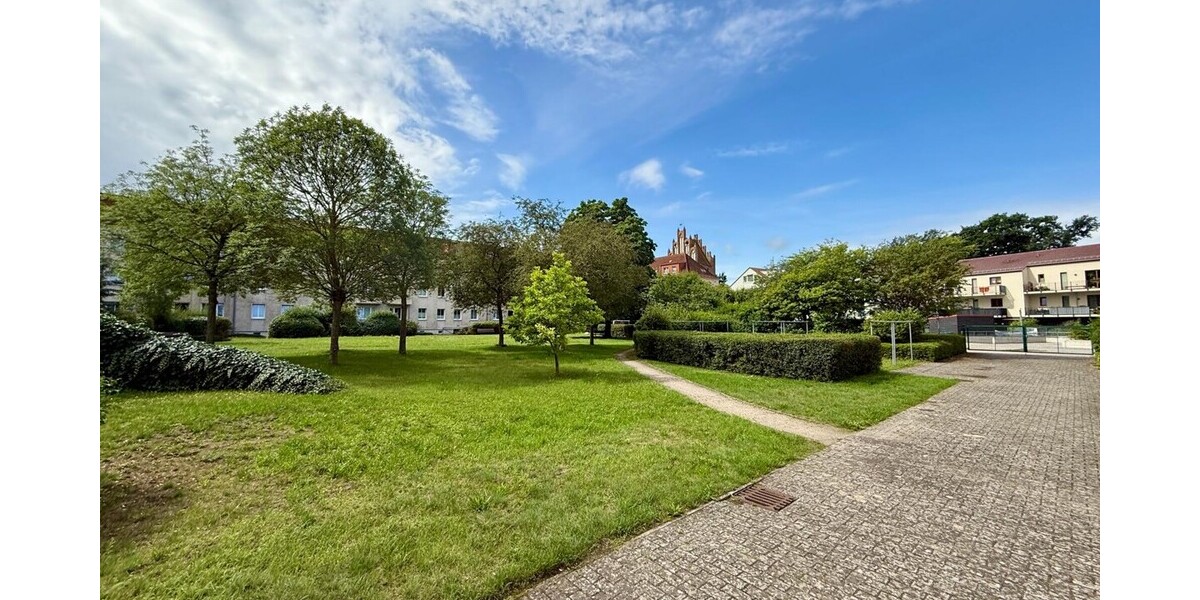 HORN IMMOBILIEN++RESERVIERT! Neubrandenburg Zentrum, helle 3-Raum Eigentumswohnung, EBK, Keller & Parkfläche - Etagenwohnung Neubrandenburg | Angebot:25916612