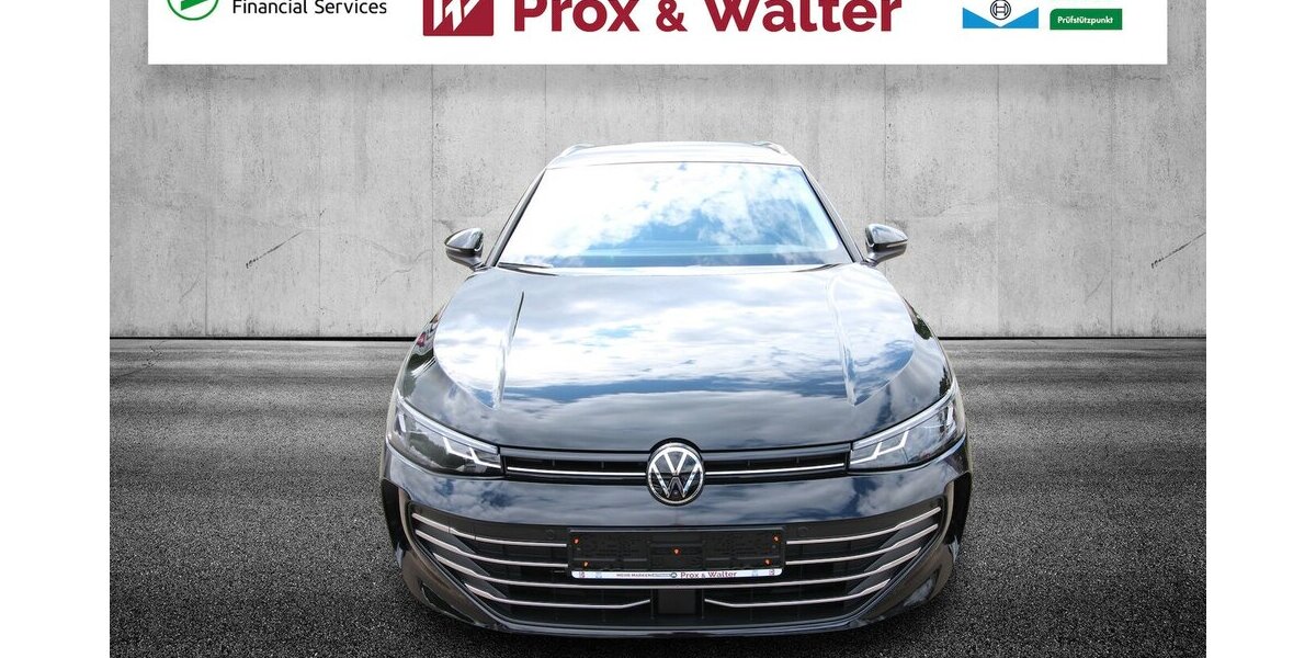 VW Passat Variant 1.5 eTSI 7-DSG Business LED+AHK 21.136 km 33.500 &euro; Hagenow 19230