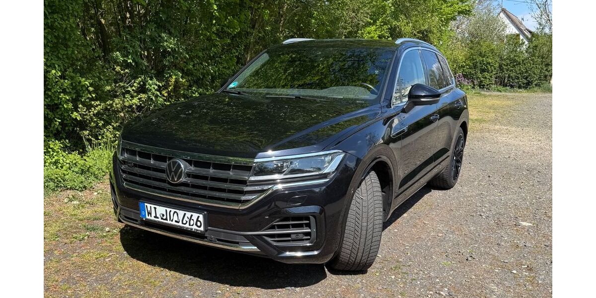 VW Touareg 100.092 km 49.500 &euro; Wiesbaden 65197