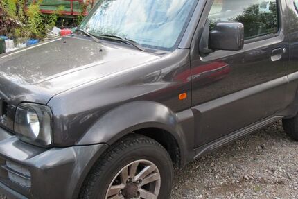Suzuki Jimny 77.000 km 8.950 &euro; Eisfeld 98673