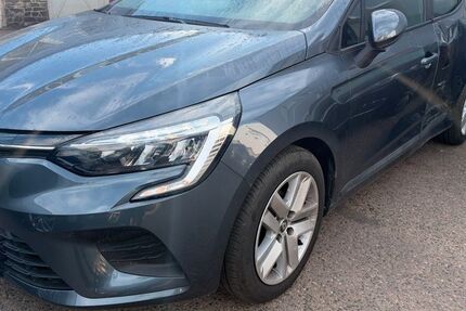 Renault Clio 47.457 km 6.999 &euro; Chemnitz 09116