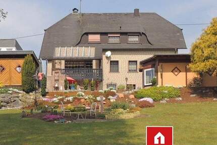 Top gepflegtes Einfamilienhaus mit einer herrlichen Gartenlandschaft, am Waldrand gelegen! 7 zimmer