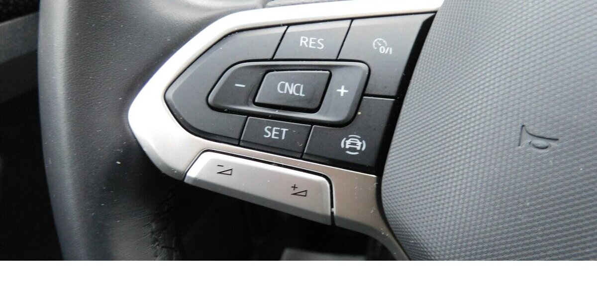 VW T-Cross 1.0 Life BMT TSI Klima Navi 22.700 km 17.990 &euro; Vordorf 38533