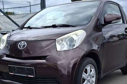 Toyota iQ 151.000 km 3.750 € Berlin 13597