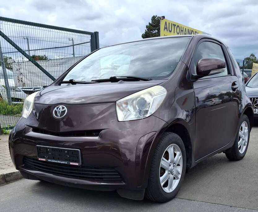 Toyota iQ 151.000 km 3.750 € Berlin 13597