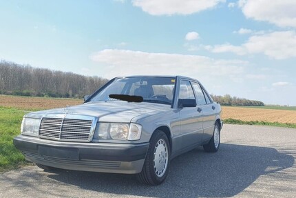 Mercedes 190E
