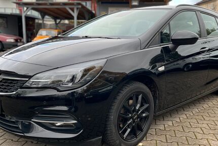 Opel Astra 94.000 km 10.490 € München 81825