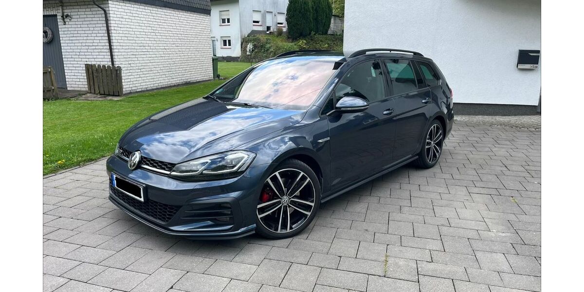 VW Golf 178.000 km 15.200 &euro; Lennestadt 57368