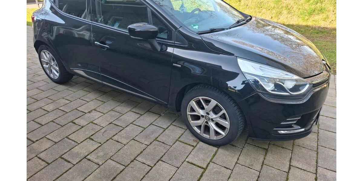 Renault Clio 76.500 km 7.700 &euro; Schortens 26419