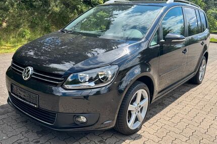 VW Touran 163.399 km 8.750 &euro; Buchholz 21244