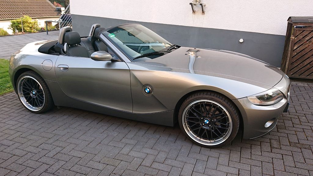 BMW Z4 99.850 km 14.200 &euro; Remscheid 42859