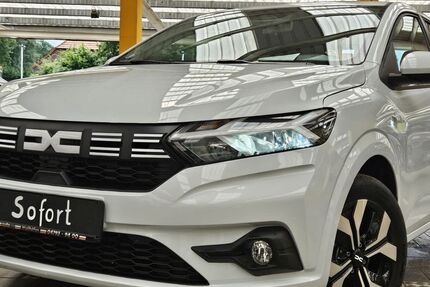 Dacia Sandero 5.800 km 16.475 &euro; Wallhöfen bei Bremen 27729